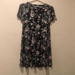 T-SHIRT DRESS